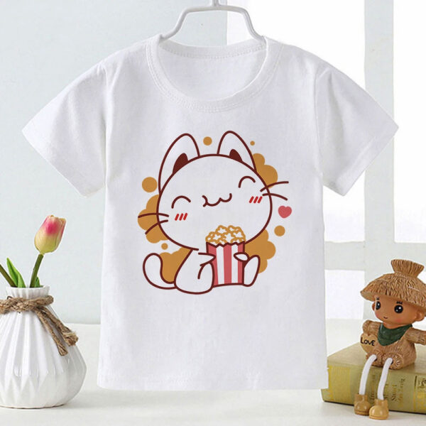Cute Kawaii Cat Eating Popcorn